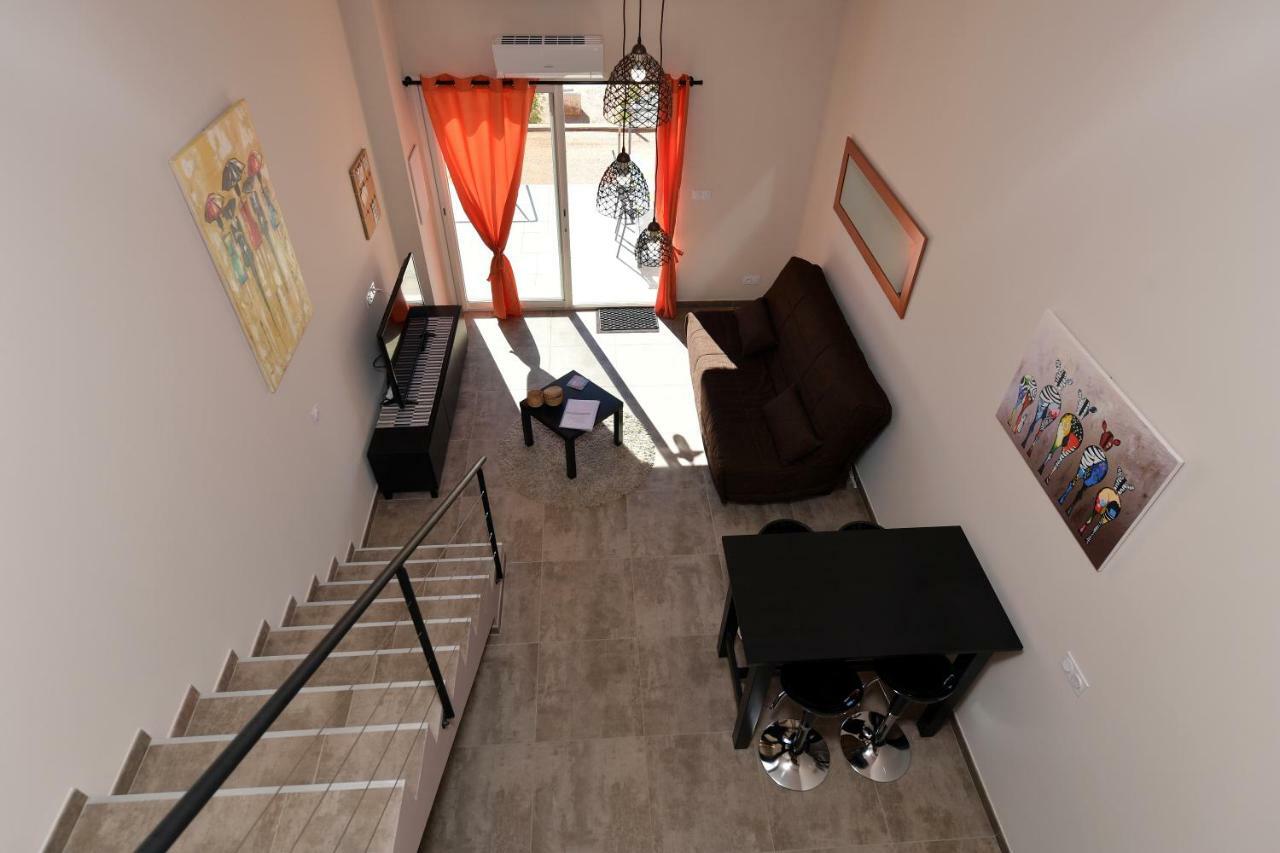 Sous Les Pins Gites Et Chambres D'Hotes La Londe-les-Maures Buitenkant foto